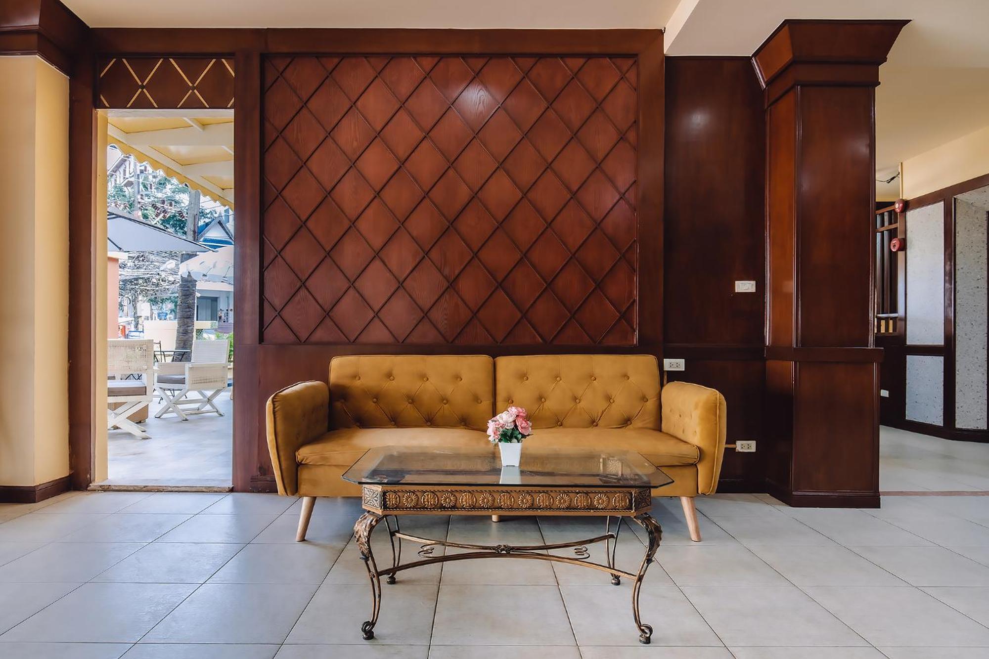 Bauman-Ville Hotel Patong Екстериор снимка