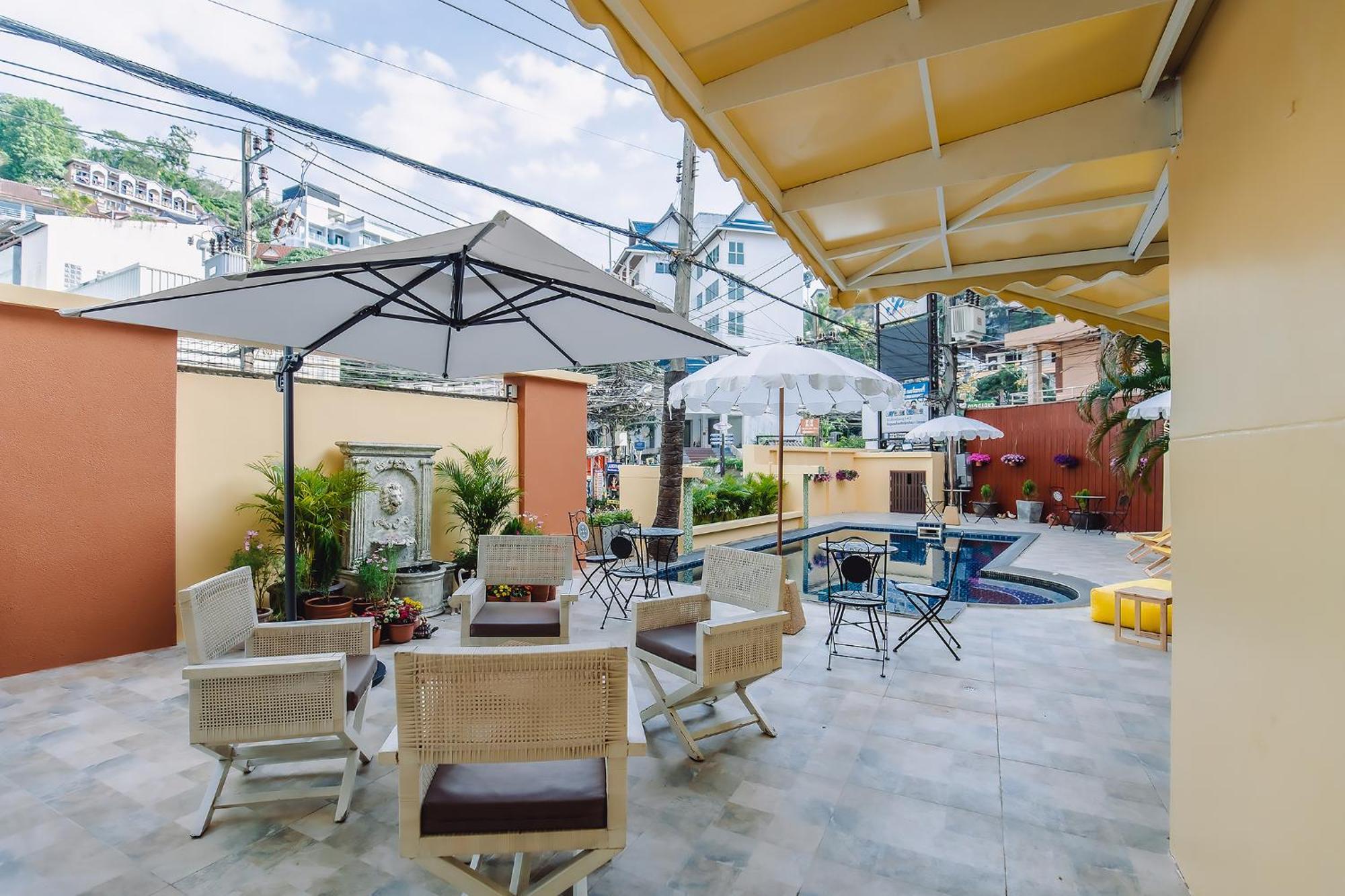 Bauman-Ville Hotel Patong Екстериор снимка